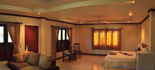 Baan Chayna Hotel หาดบางเทา ภายนอก รูปภาพ